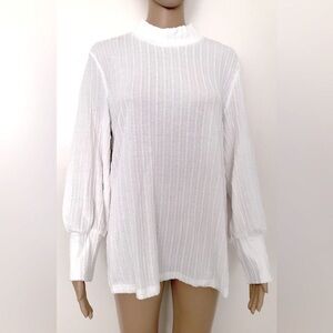 New w Tag! White Mock-Neck Top With Small Cables S fits M